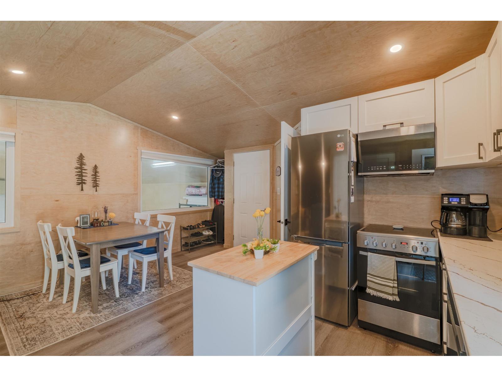 4381 Bridgeview Street, Abbotsford, British Columbia  V4X 1W8 - Photo 26 - R3111603