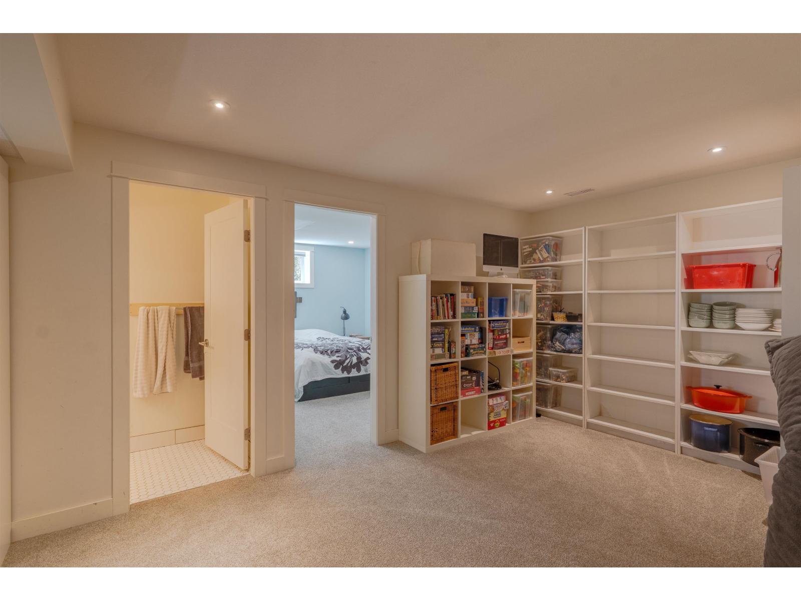 4381 Bridgeview Street, Abbotsford, British Columbia  V4X 1W8 - Photo 20 - R3111603