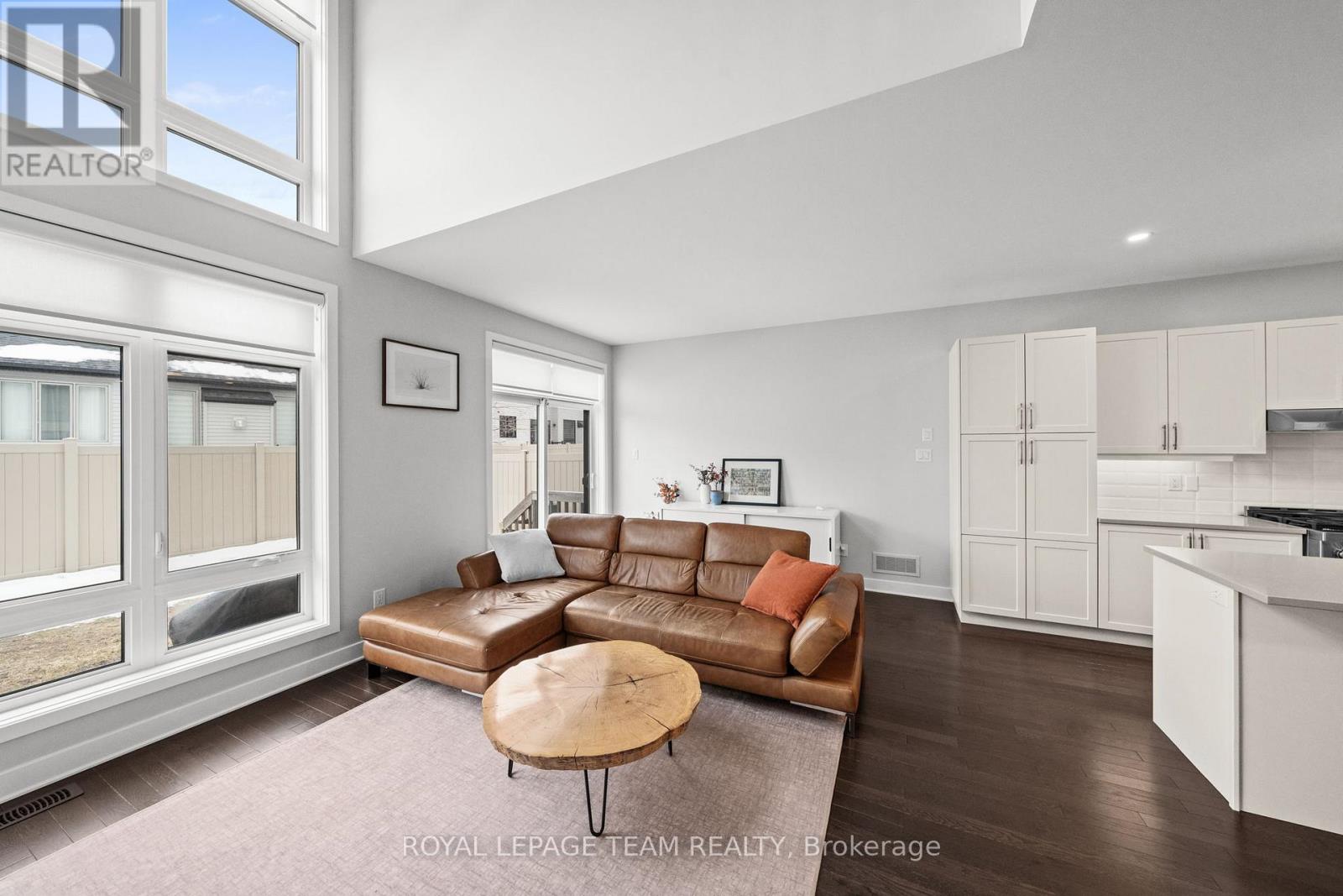 539 Honeylocust Avenue, Ottawa, Ontario  K2V 0L8 - Photo 19 - X13008094