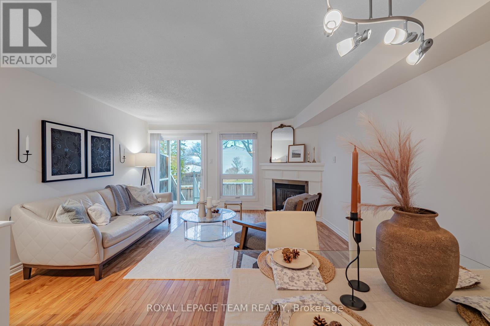 1615 Locksley Lane, Ottawa, Ontario  K1J 1B6 - Photo 10 - X13008156