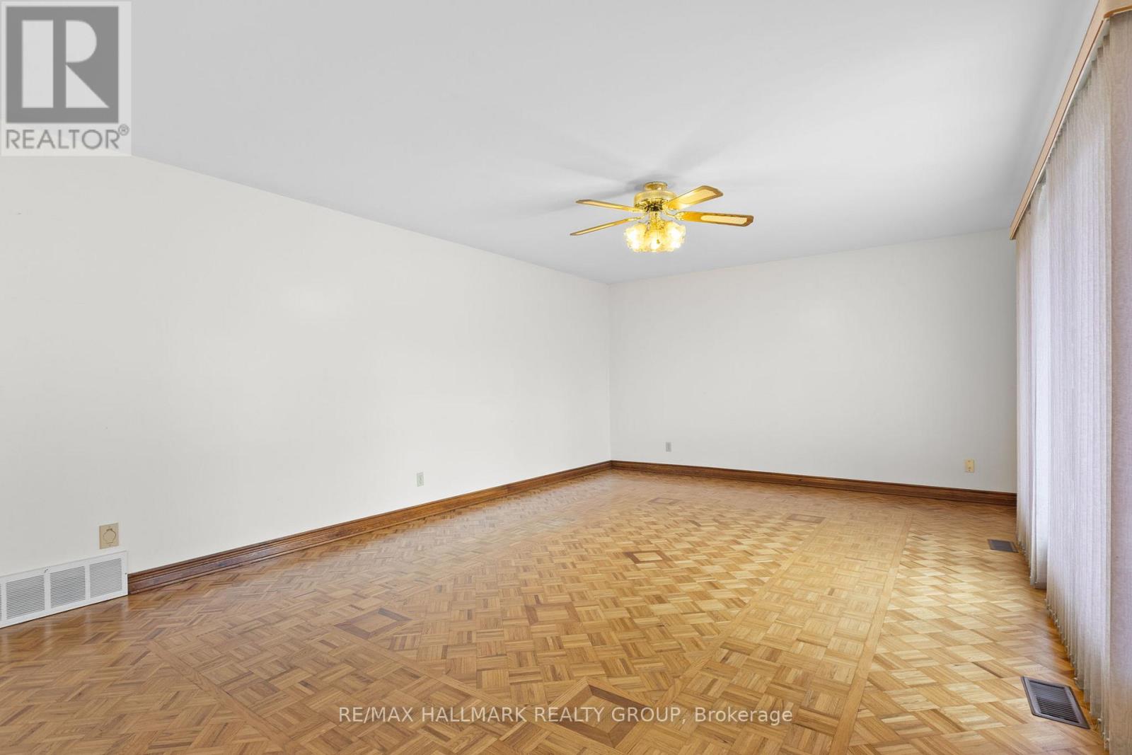 1310 Ferguson Street, Ottawa, Ontario  K2C 2K4 - Photo 18 - X13008176