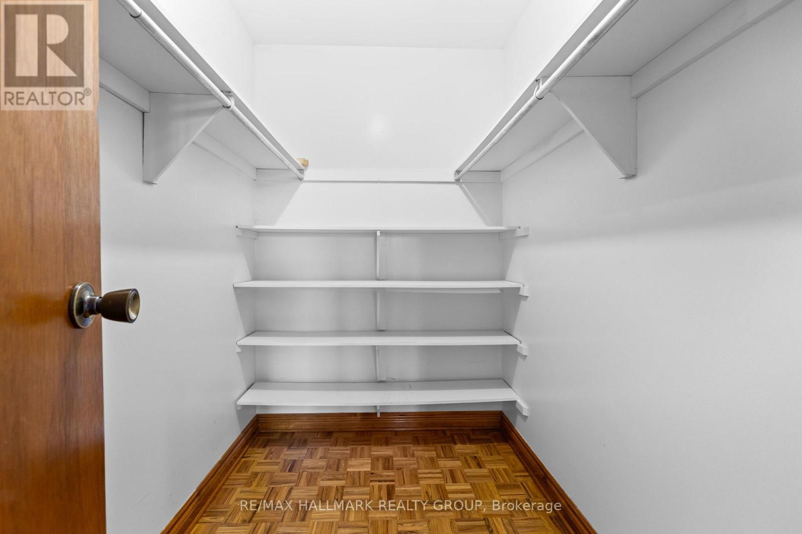 1310 Ferguson Street, Ottawa, Ontario  K2C 2K4 - Photo 24 - X13008176