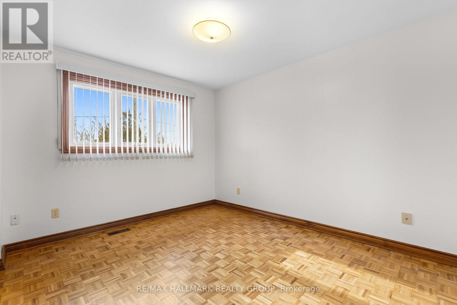 1310 Ferguson Street, Ottawa, Ontario  K2C 2K4 - Photo 29 - X13008176