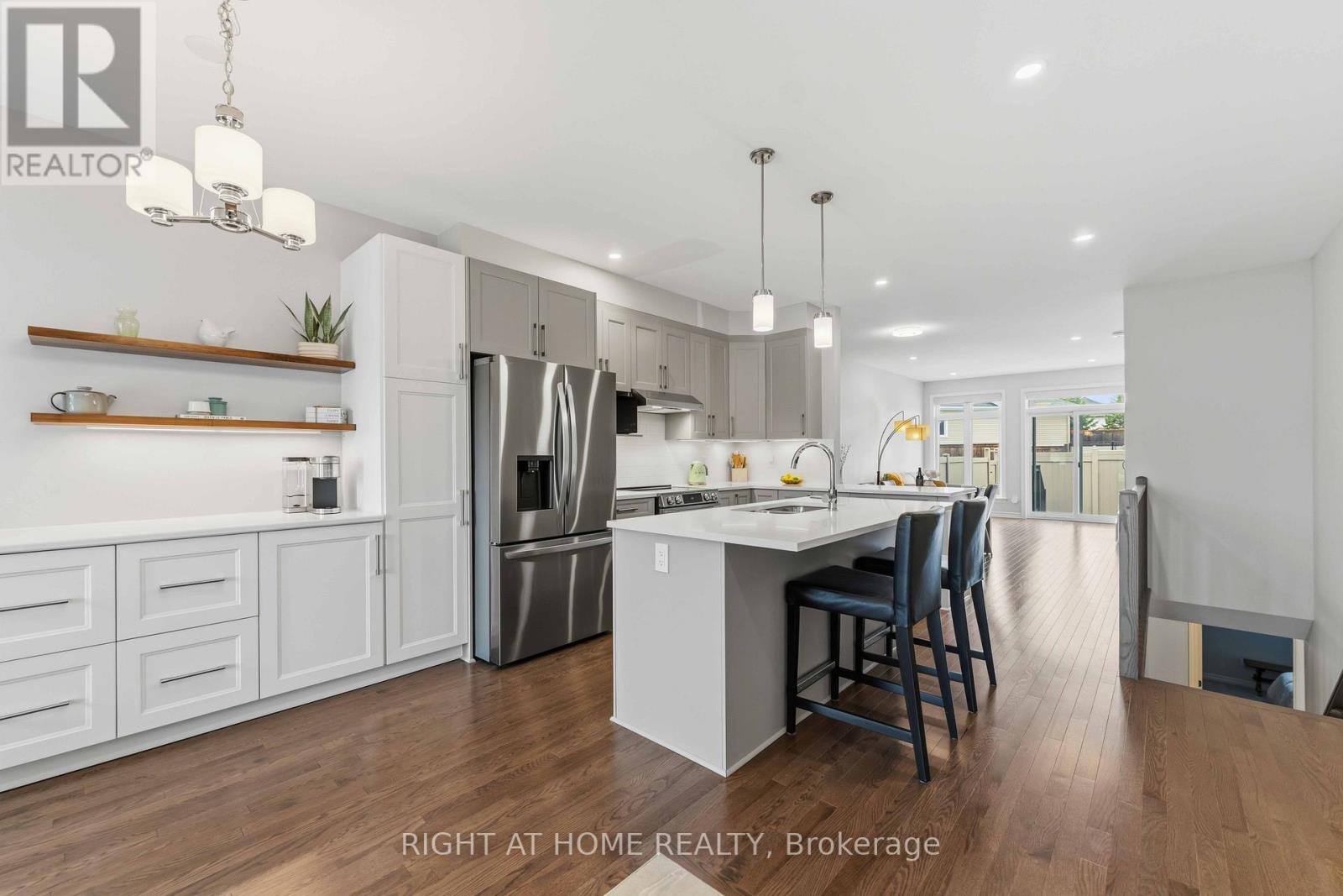 14 Kayenta Street, Ottawa, Ontario  K2S 2K8 - Photo 4 - X13008190