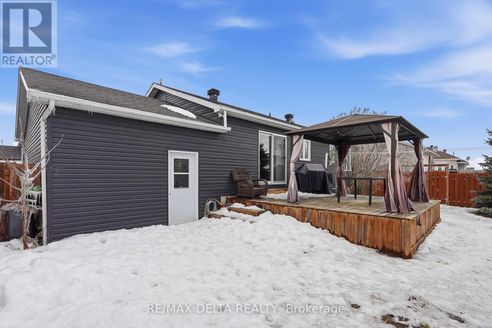 60 Richard Street, Alfred And Plantagenet, Ontario  K0B 1A0 - Photo 25 - X13008230