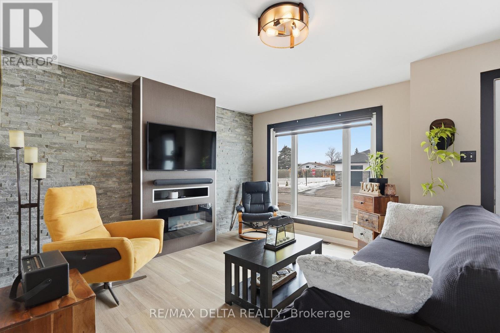 60 Richard Street, Alfred And Plantagenet, Ontario  K0B 1A0 - Photo 4 - X13008230