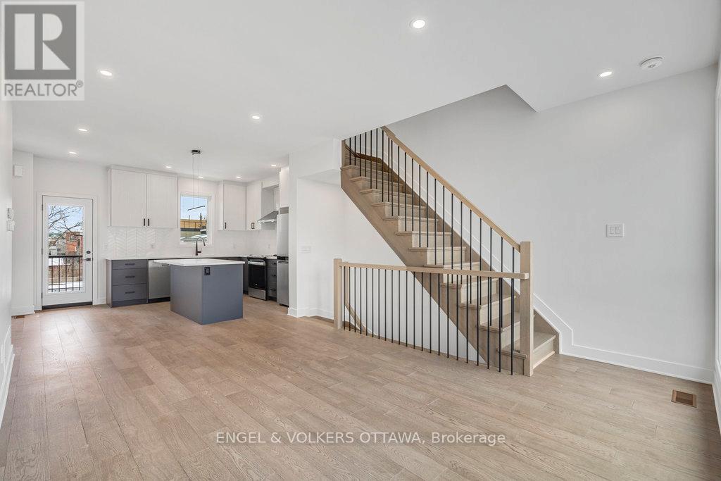 69 Parent Avenue, Ottawa, Ontario K1N 0E6 - Photo 12 - X13008272