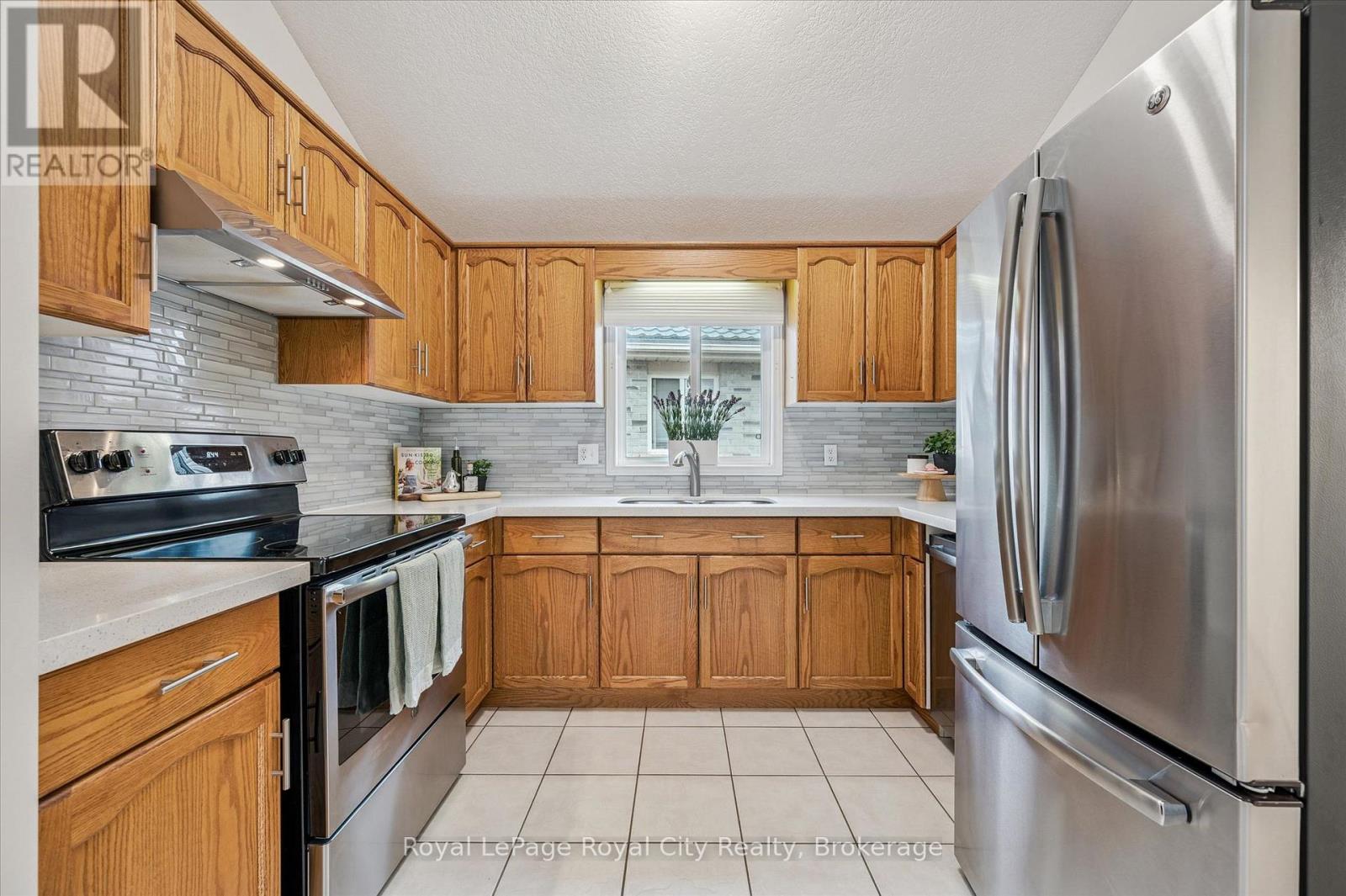 28 Bronwyn Place, Guelph, Ontario  N1K 1X1 - Photo 11 - X13008218