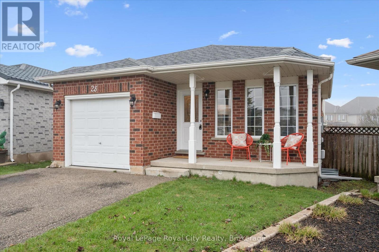 28 Bronwyn Place, Guelph, Ontario  N1K 1X1 - Photo 4 - X13008218