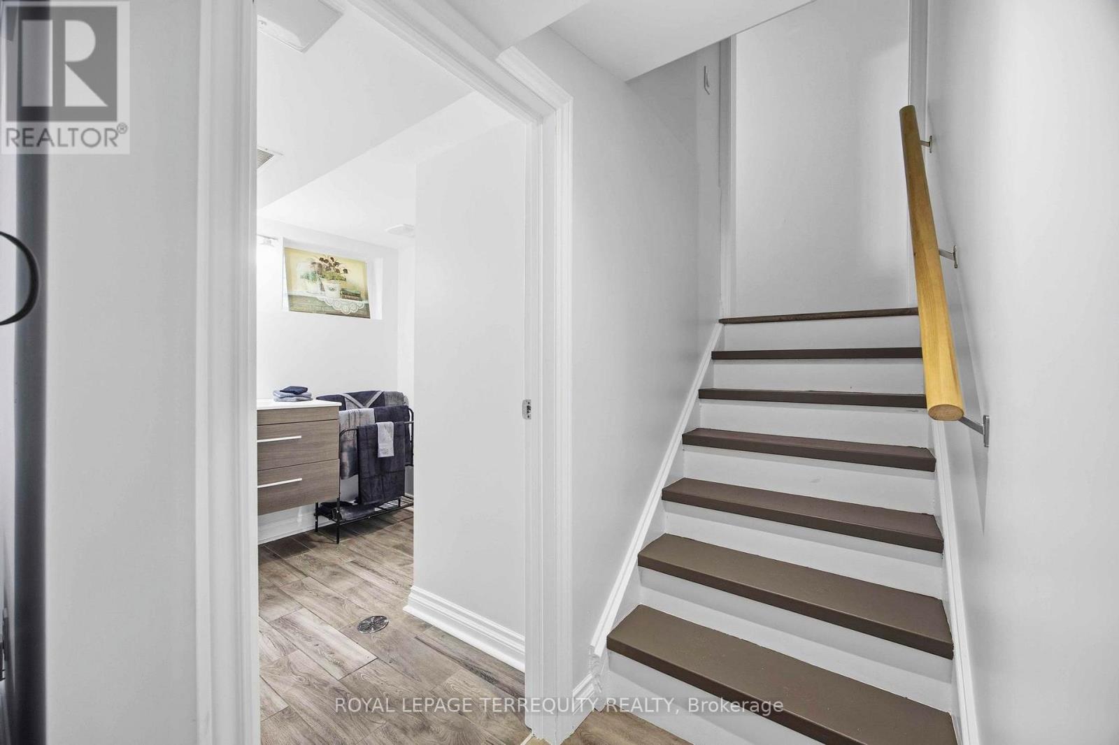 971 Oklahoma Drive, Pickering, Ontario  L1W 2H8 - Photo 26 - E13008078