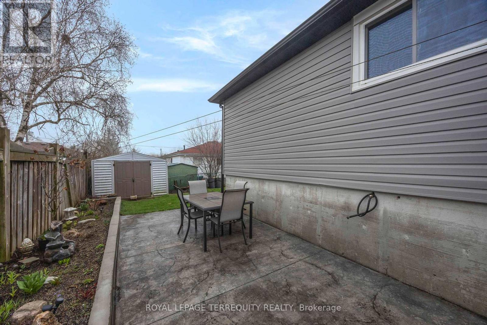 971 Oklahoma Drive, Pickering, Ontario  L1W 2H8 - Photo 36 - E13008078