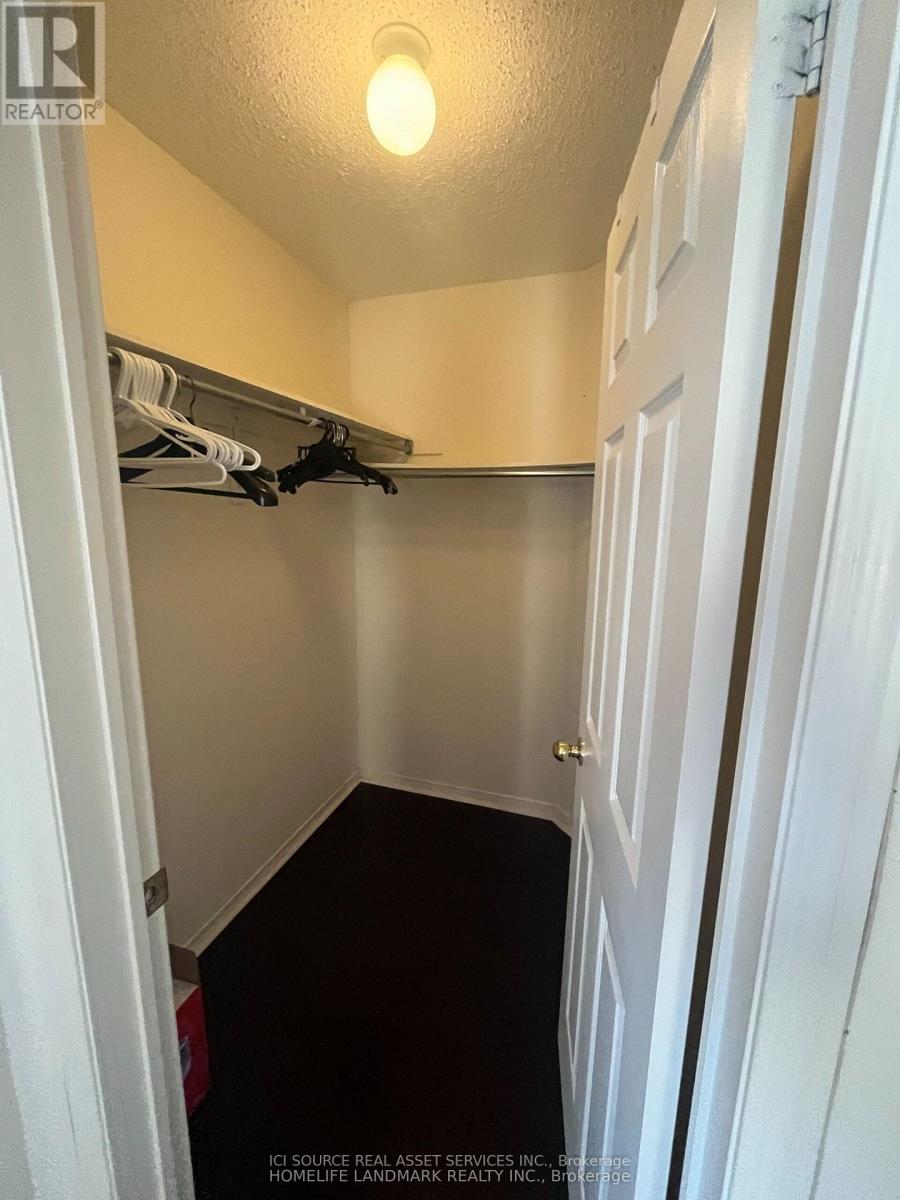 181 Norland Circle, Oshawa, Ontario  L1L 0A6 - Photo 10 - E13008098