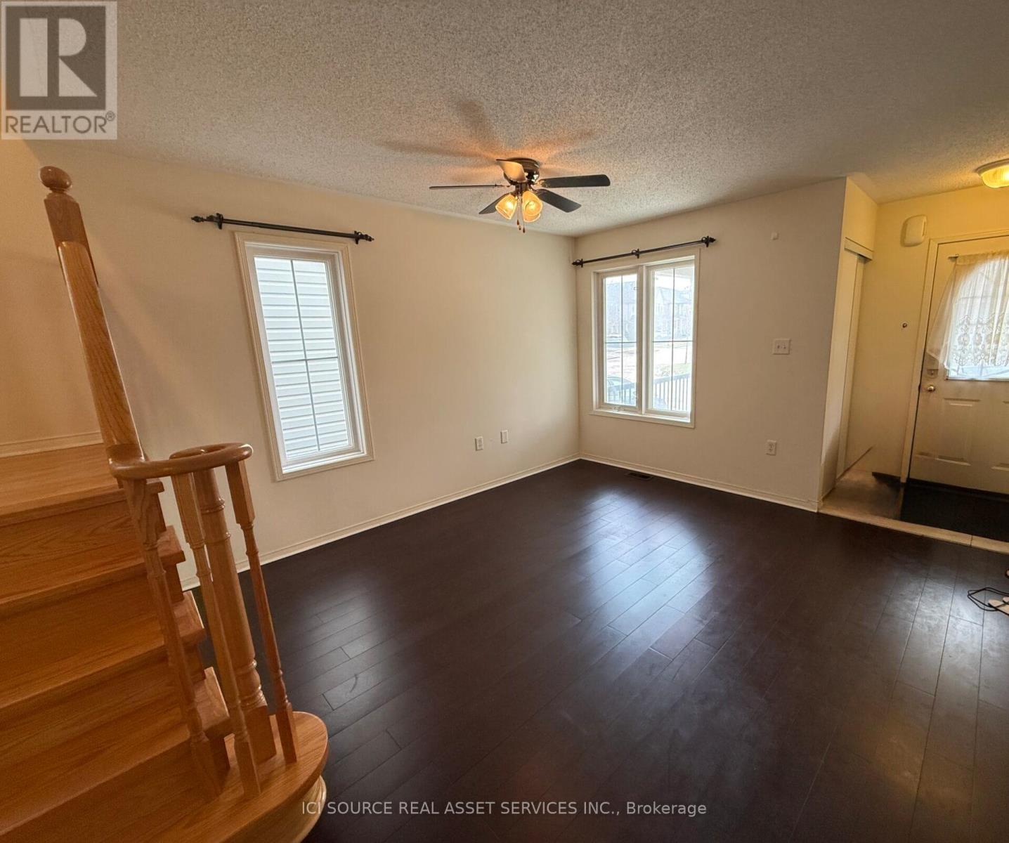 181 Norland Circle, Oshawa, Ontario  L1L 0A6 - Photo 6 - E13008098