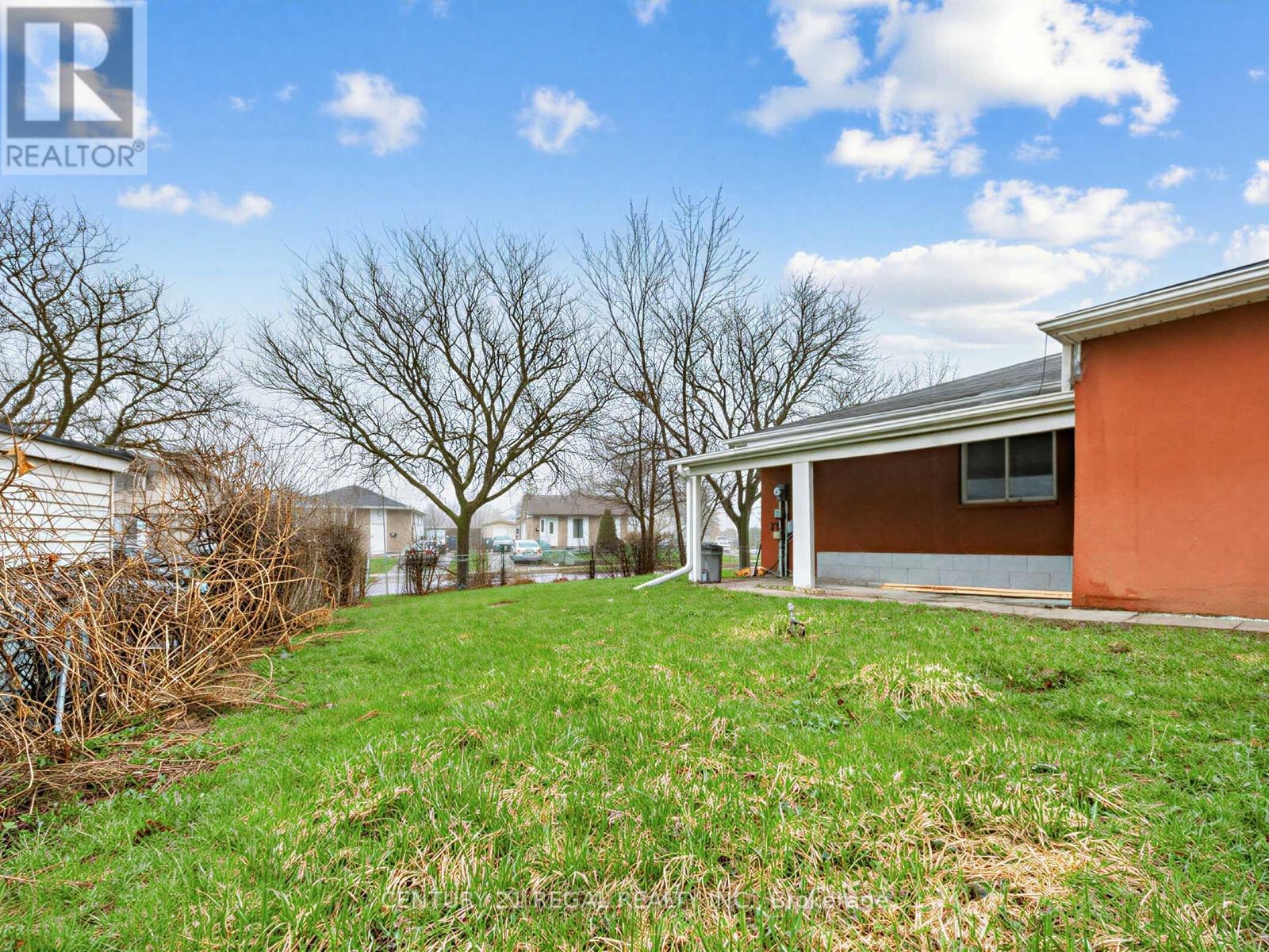 82 Crow Trail, Toronto, Ontario  M1B 1X9 - Photo 27 - E13008110