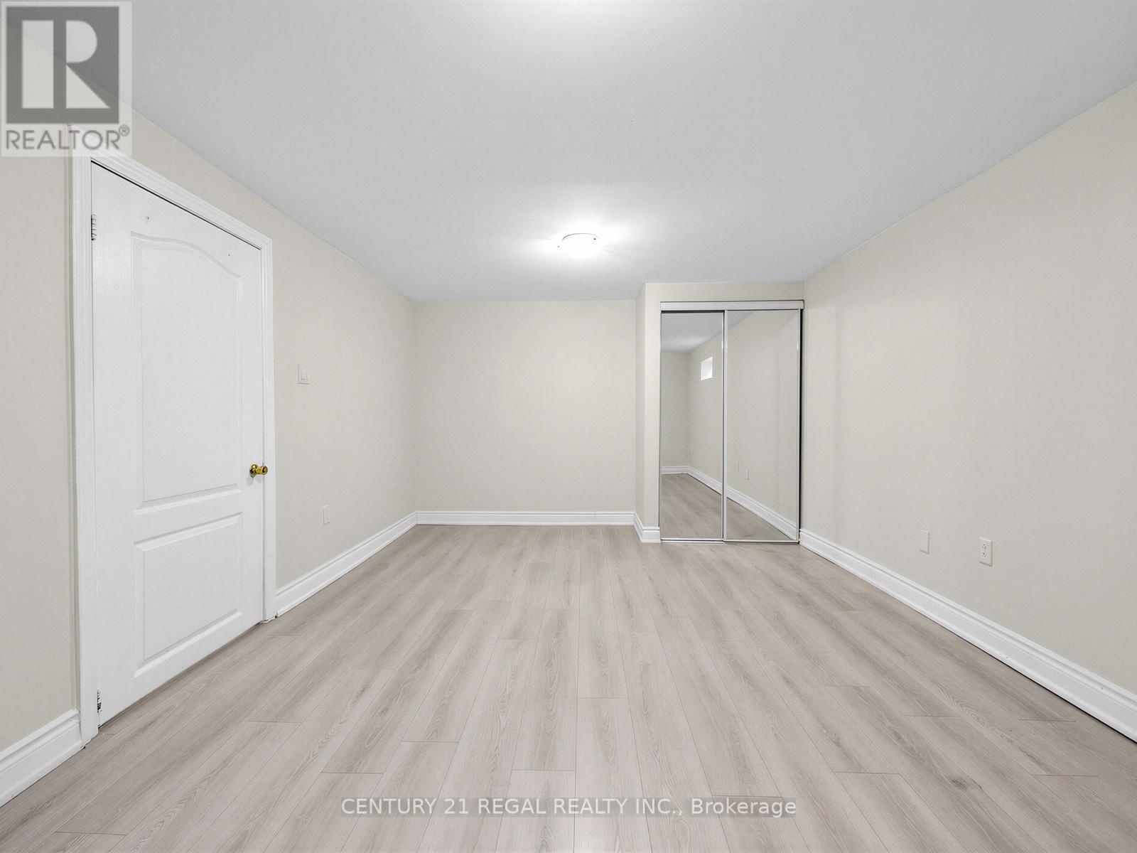 82 Crow Trail, Toronto, Ontario  M1B 1X9 - Photo 4 - E13008110