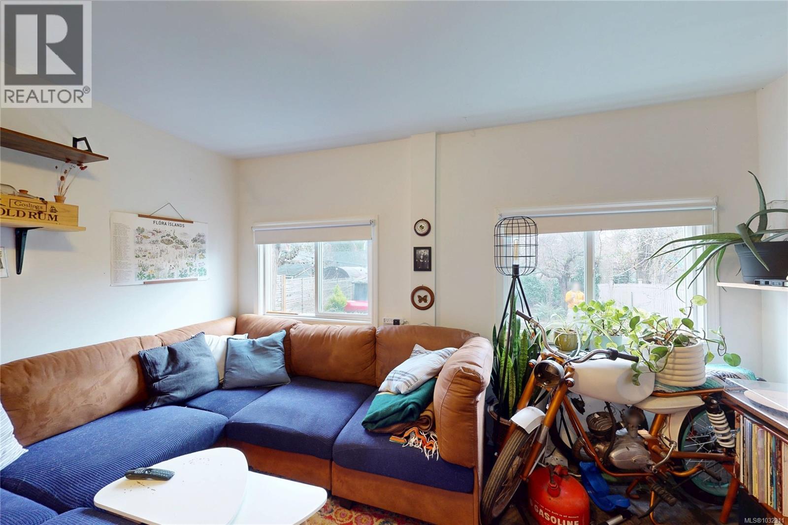 1709 Fernwood Rd, Victoria, British Columbia  V8T 2Y3 - Photo 29 - 1032311