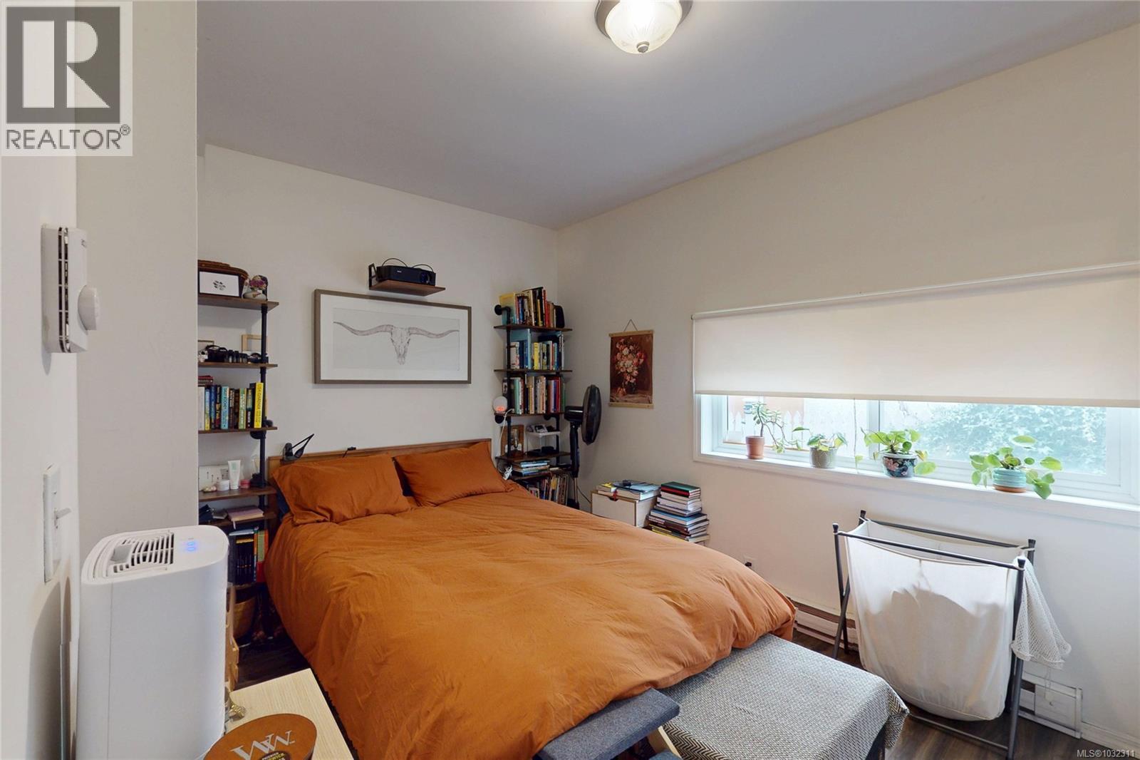 1709 Fernwood Rd, Victoria, British Columbia  V8T 2Y3 - Photo 33 - 1032311