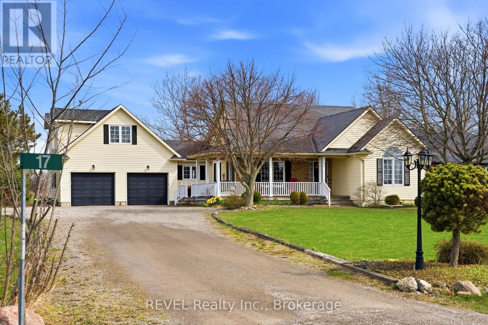 17 STONEHAVEN ROAD, Haldimand, Ontario