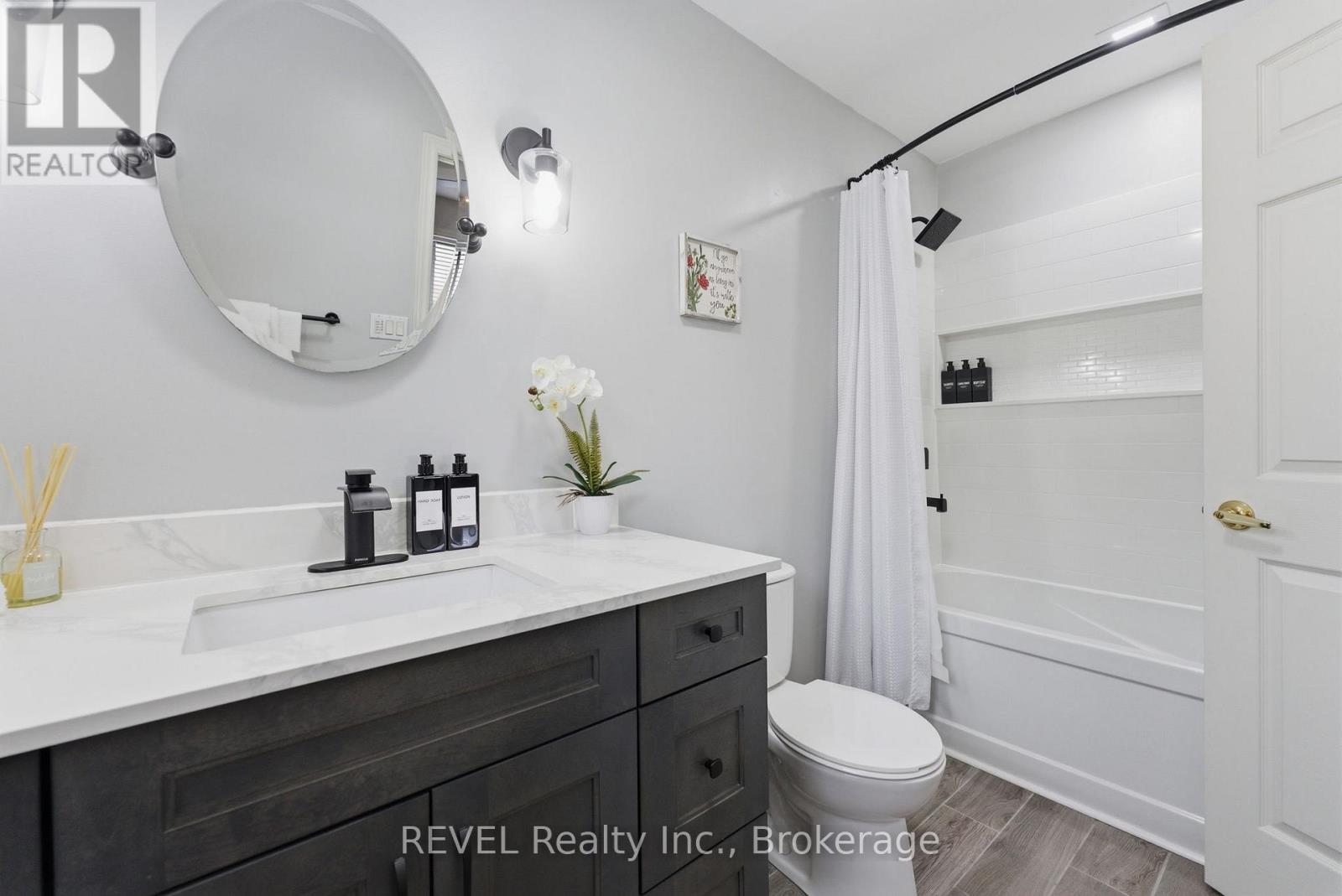 17 Stonehaven Road, Haldimand, Ontario  N1A 2W6 - Photo 19 - X13008248