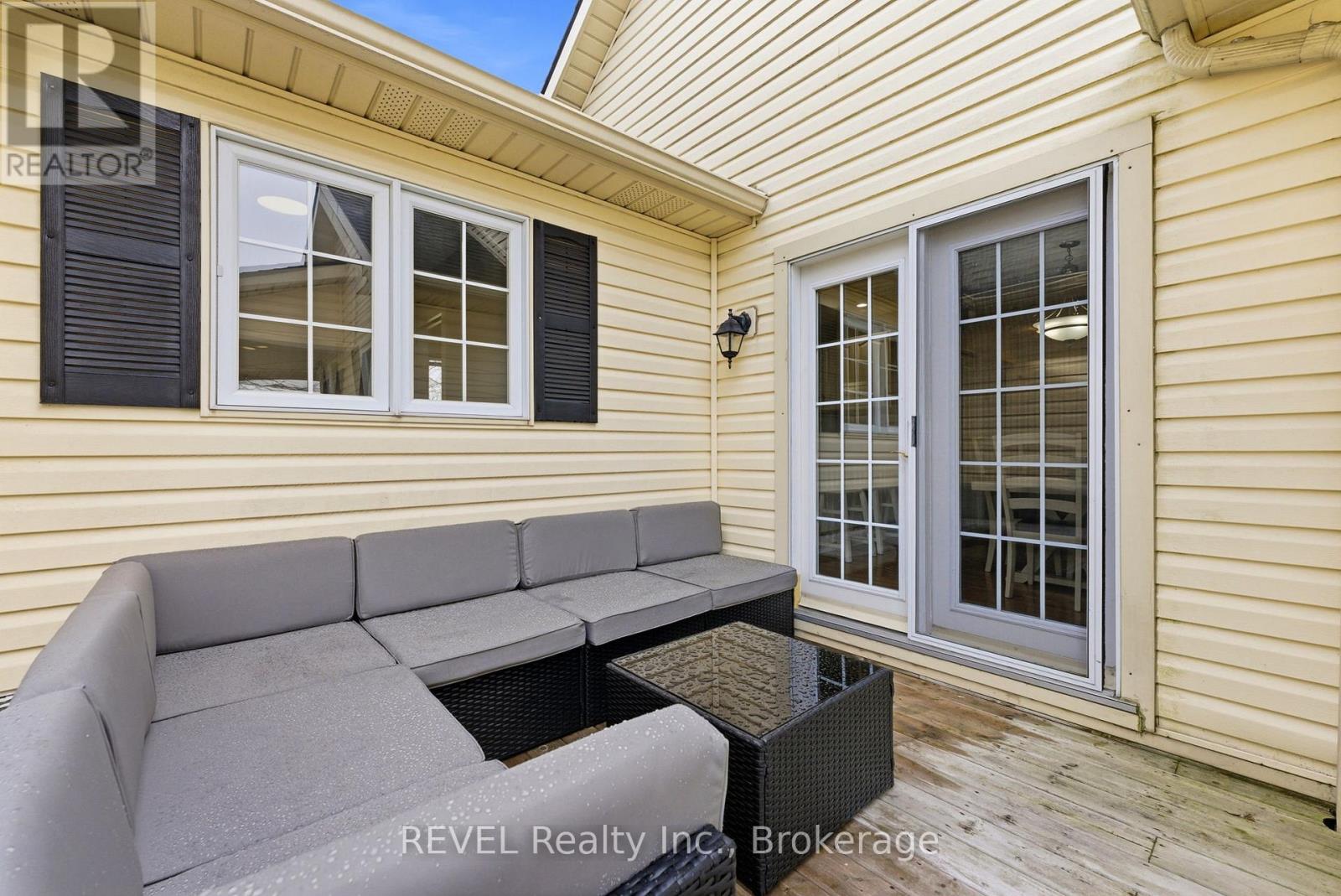 17 Stonehaven Road, Haldimand, Ontario  N1A 2W6 - Photo 4 - X13008248