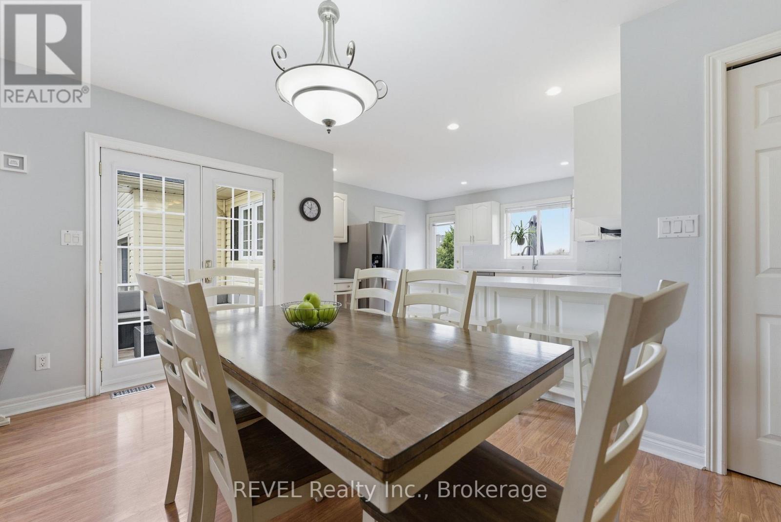 17 Stonehaven Road, Haldimand, Ontario  N1A 2W6 - Photo 9 - X13008248