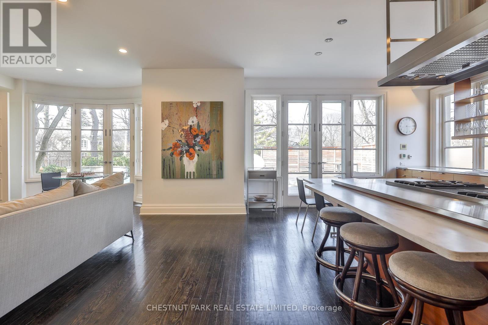 1 Glen Edyth Place, Toronto, Ontario  M4V 2W1 - Photo 11 - C13002968