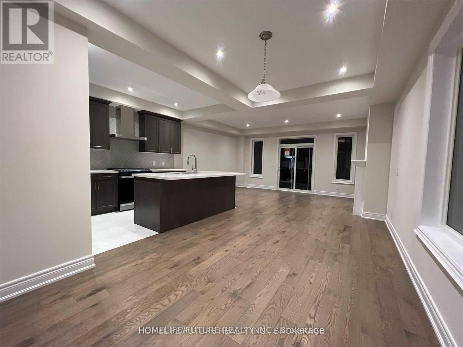 46 Gillivary Drive, Whitby, Ontario  L1P 0C9 - Photo 8 - E13007540