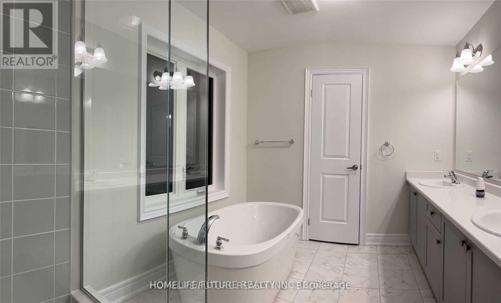 46 Gillivary Drive, Whitby, Ontario  L1P 0C9 - Photo 19 - E13007540