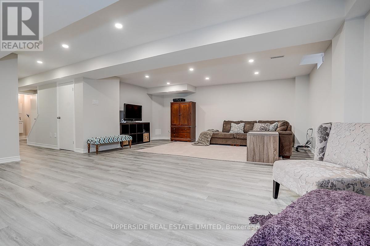 274 Flagstone Way, Newmarket, Ontario  L3X 2Y1 - Photo 32 - N13008090