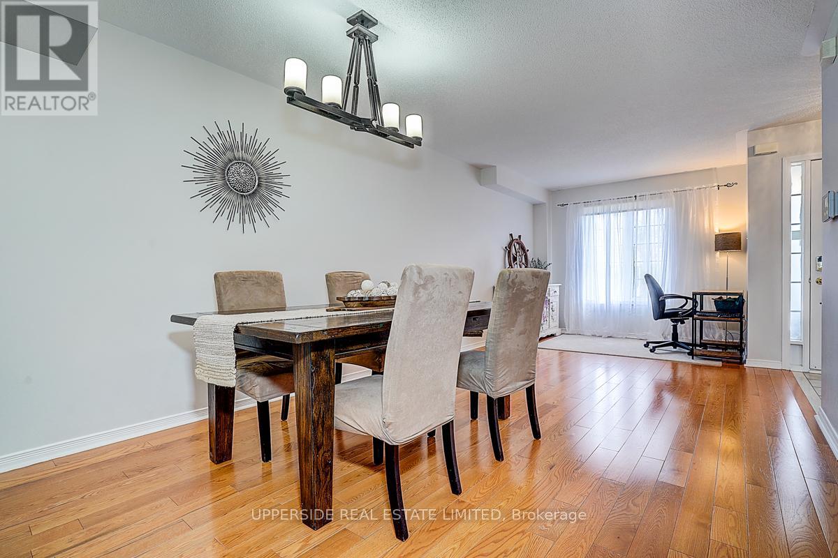 274 Flagstone Way, Newmarket, Ontario  L3X 2Y1 - Photo 7 - N13008090