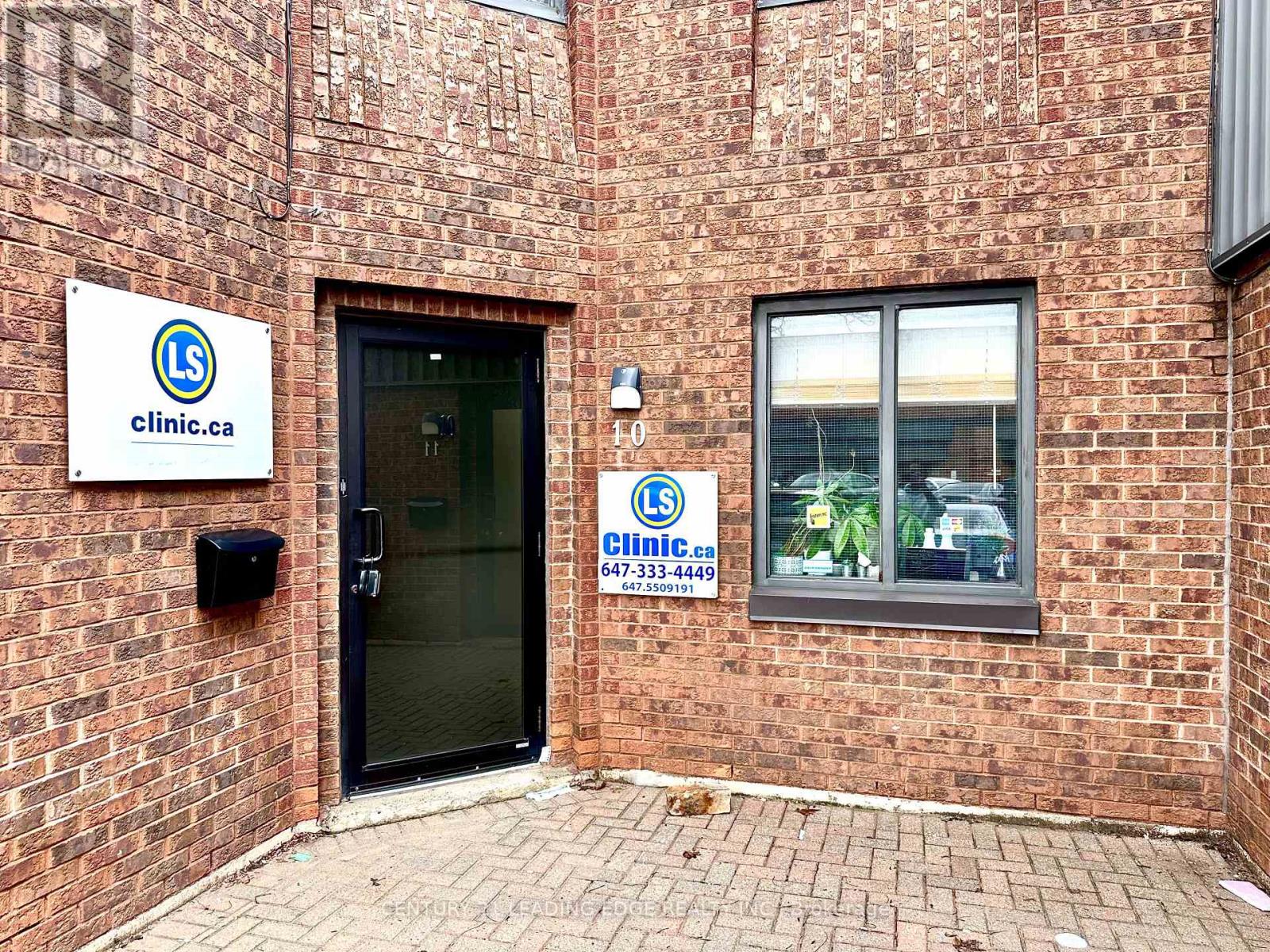 10 - 400 ESNA PARK DRIVE, Markham, Ontario