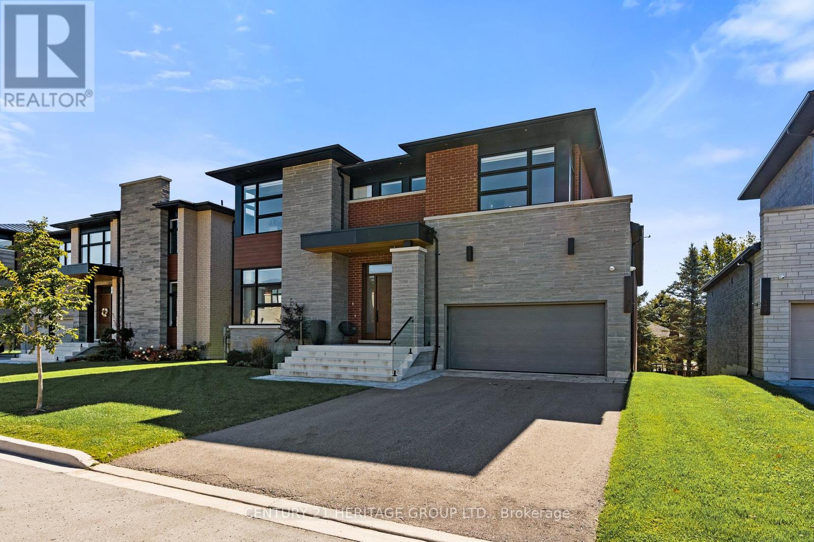 30 Limerick Street, Richmond Hill, Ontario  L4E 3W9 - Photo 3 - N13008152