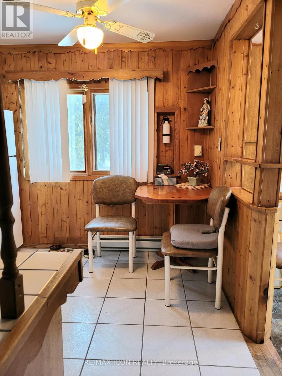 16 - 9839 Lakeshore Road, Lambton Shores, Ontario  N0M 1T0 - Photo 14 - X12795962