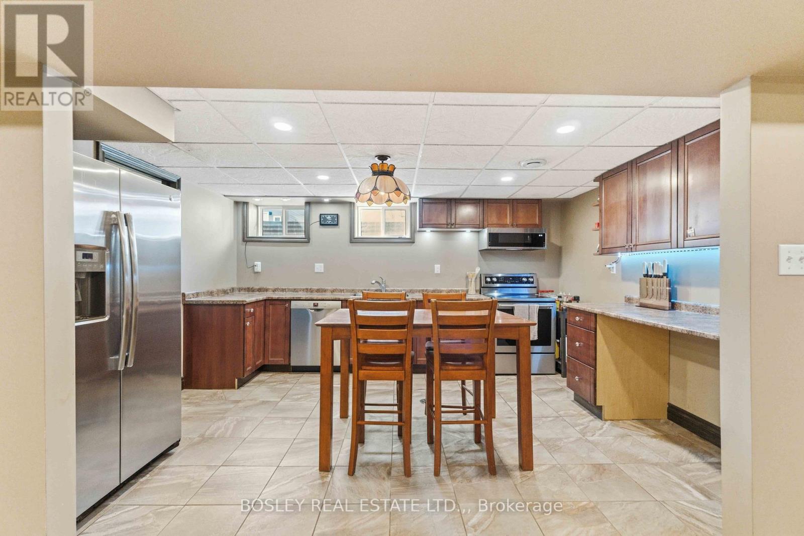 5009 Amelia Crescent, Niagara Falls, Ontario  L2E 5C4 - Photo 23 - X13007598