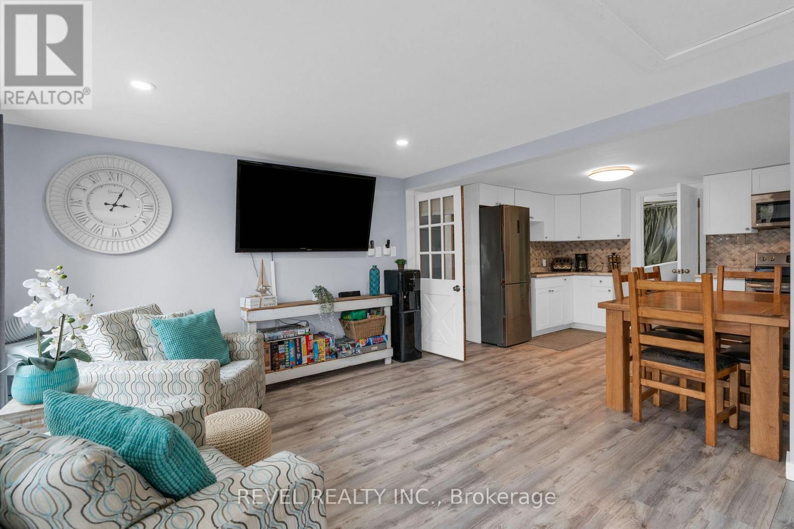 53 Playfair Drive, Tay, Ontario  L0K 2C0 - Photo 11 - S13008030