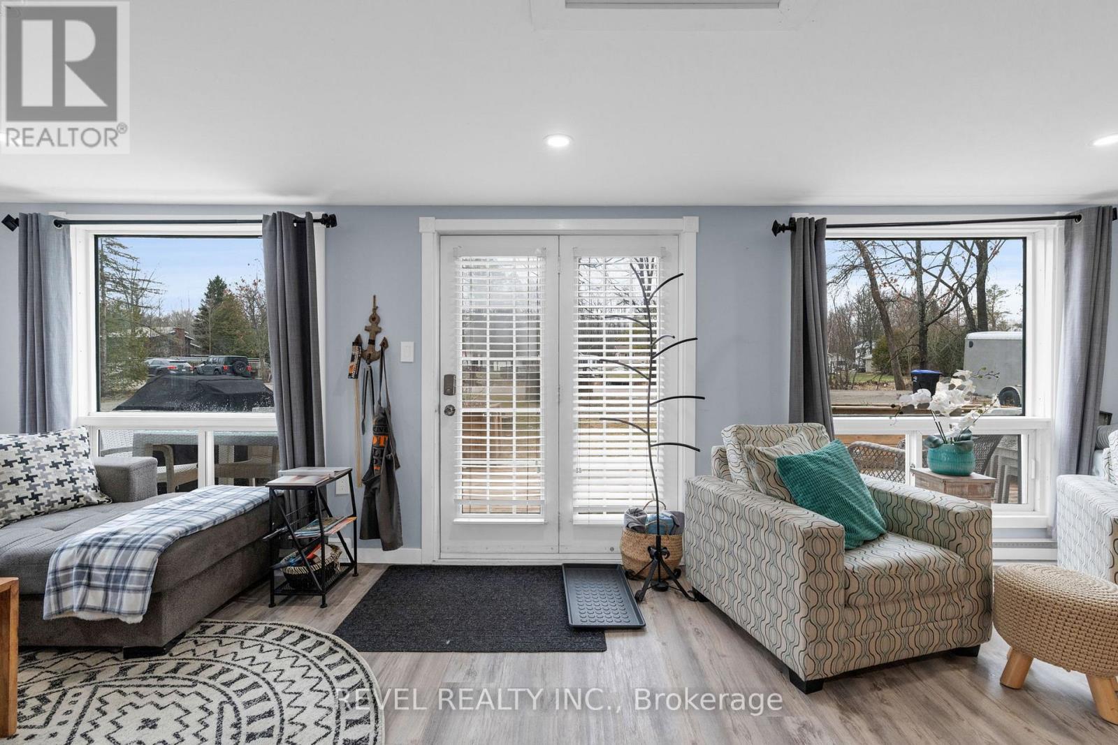 53 Playfair Drive, Tay, Ontario  L0K 2C0 - Photo 8 - S13008030