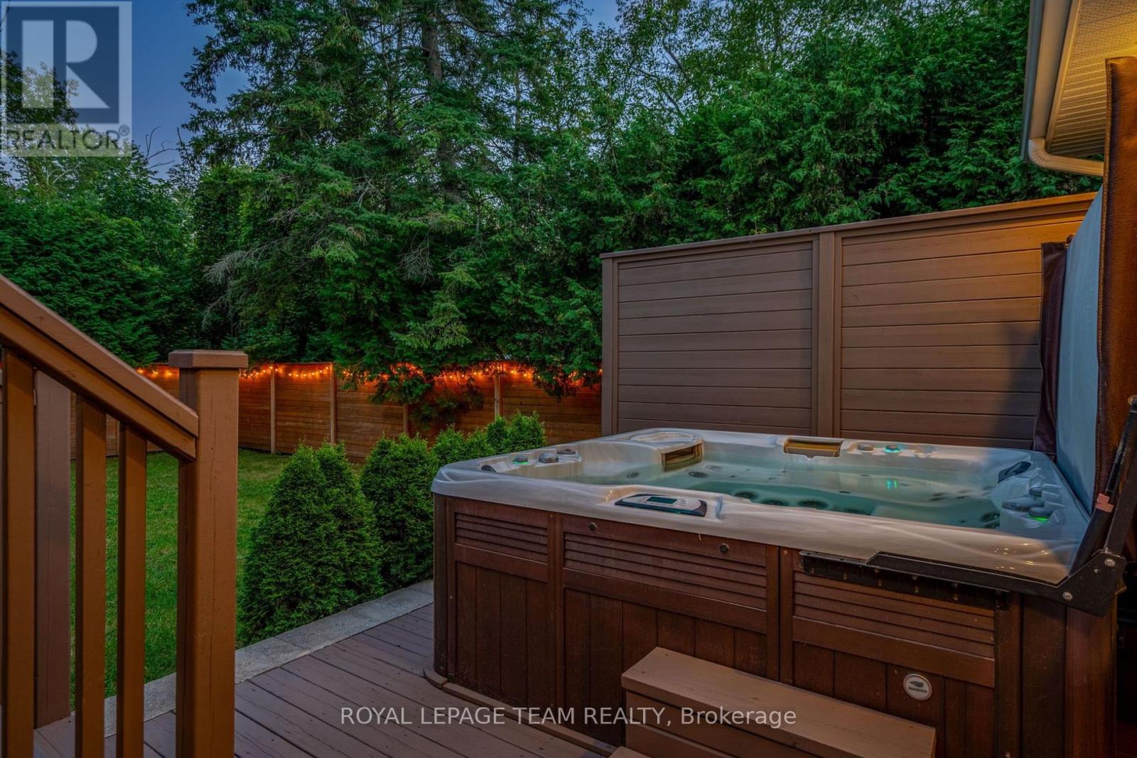 28 Maplehill Way, Ottawa, Ontario  K2C 3H1 - Photo 43 - X12824502