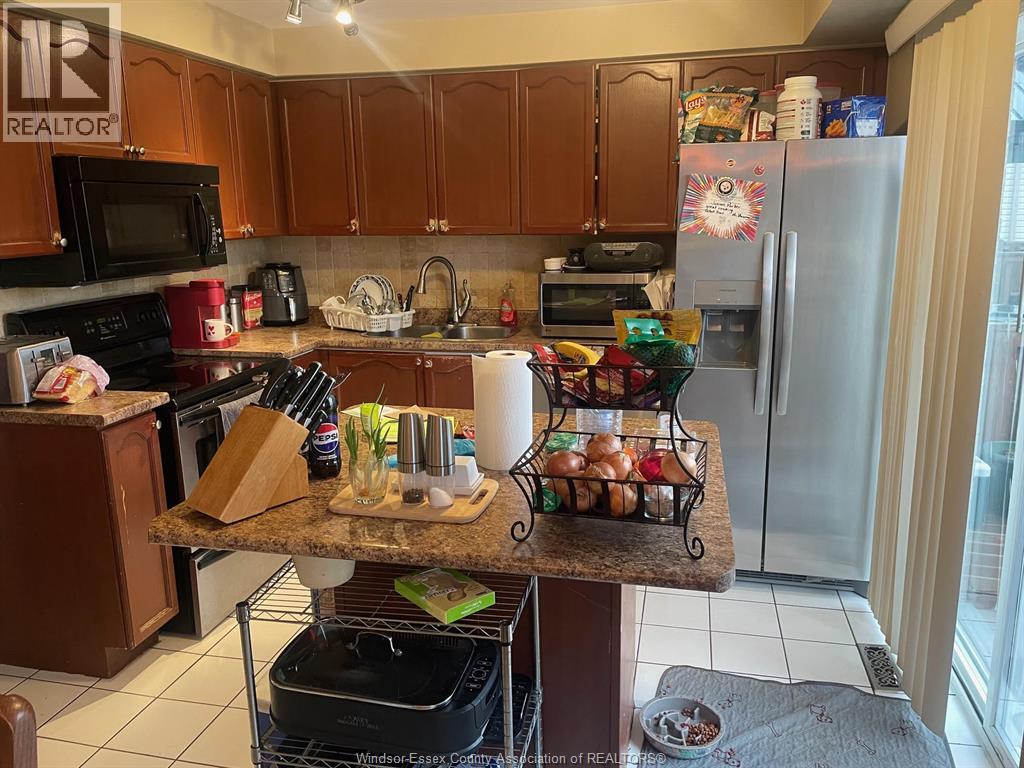 1010 Lemonwood Crescent, Windsor, Ontario  N9A 2R7 - Photo 5 - 26008183