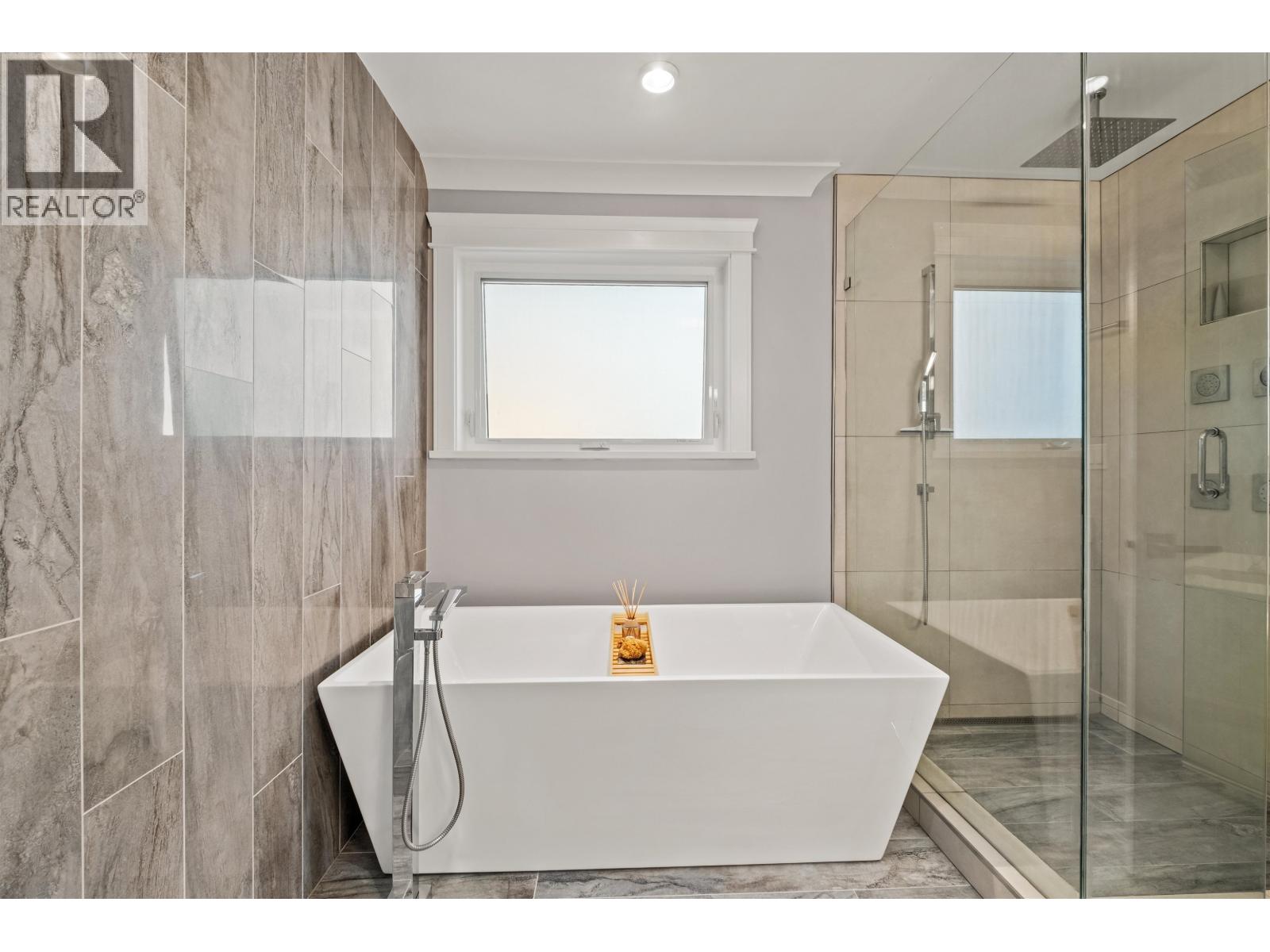 1604 Hamilton Street, New Westminster, British Columbia  V3M 2N8 - Photo 24 - R3110360