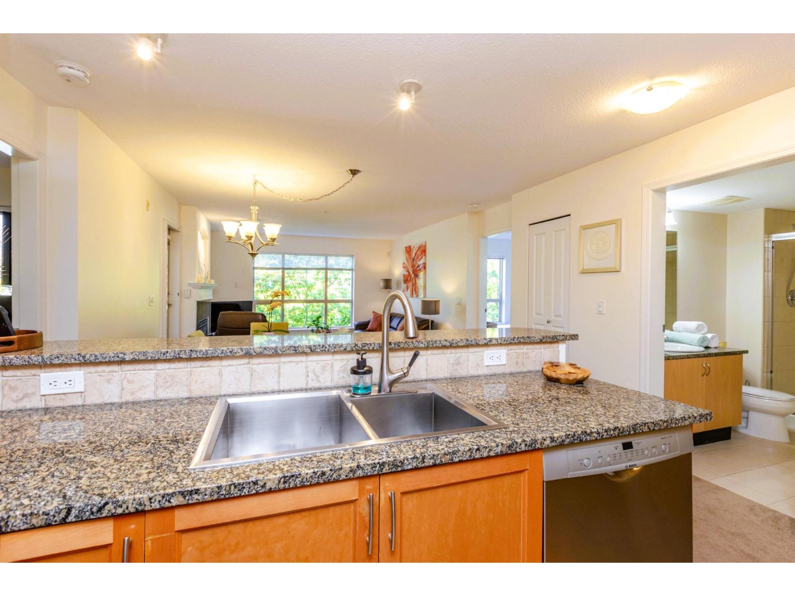 310 15188 22 Avenue, Surrey, British Columbia  V4A 9T4 - Photo 7 - R3090668