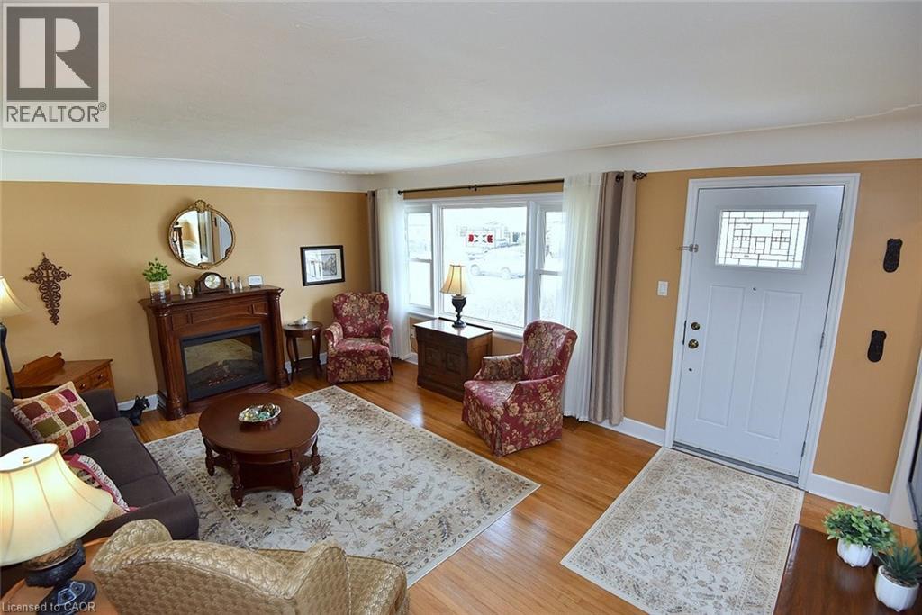 15 Concord Avenue, Dundas, Ontario  L9H 1R5 - Photo 8 - 40809061