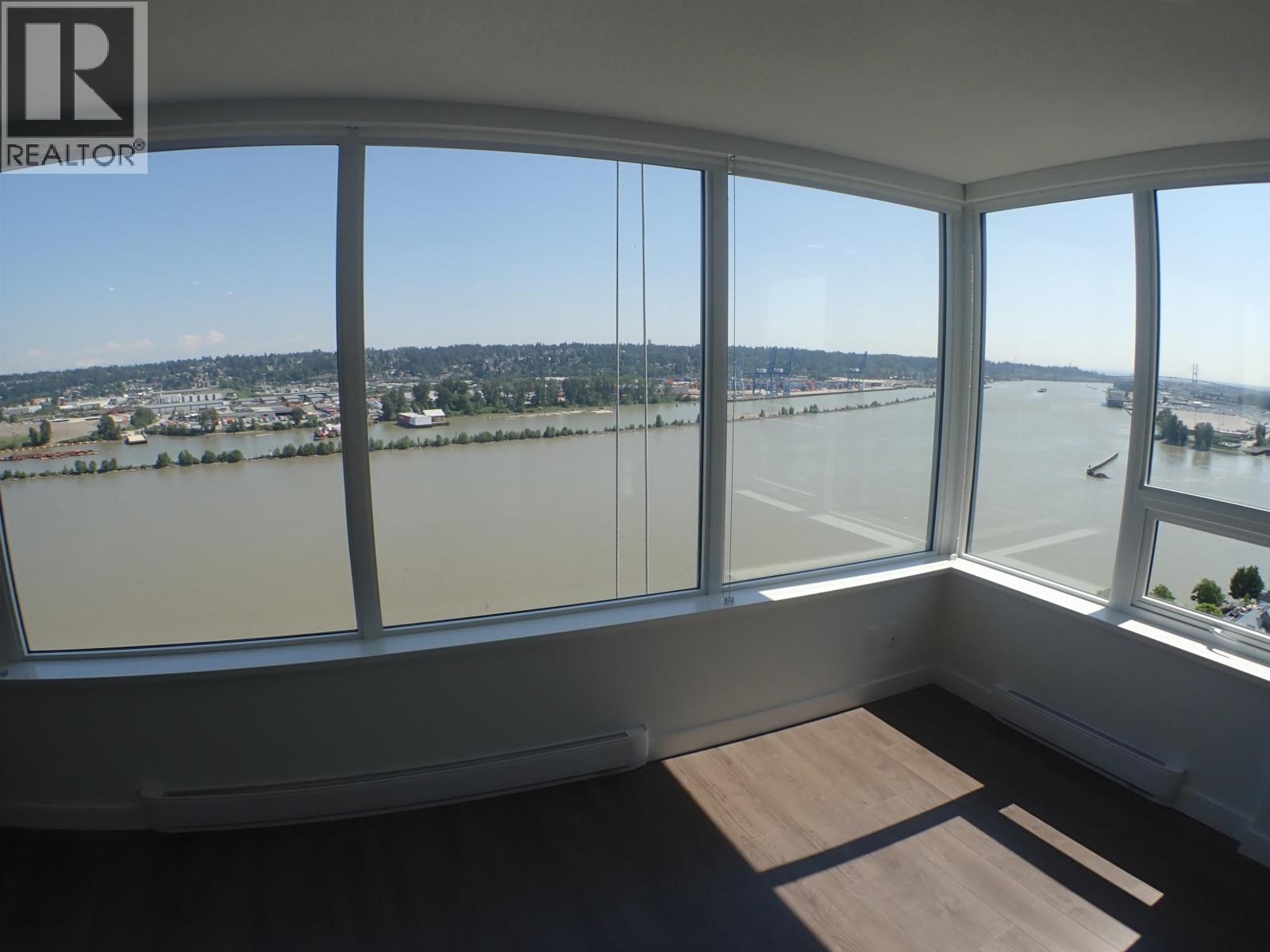 2305 908 Quayside Drive, New Westminster, British Columbia  V3M 0L4 - Photo 2 - R3103792