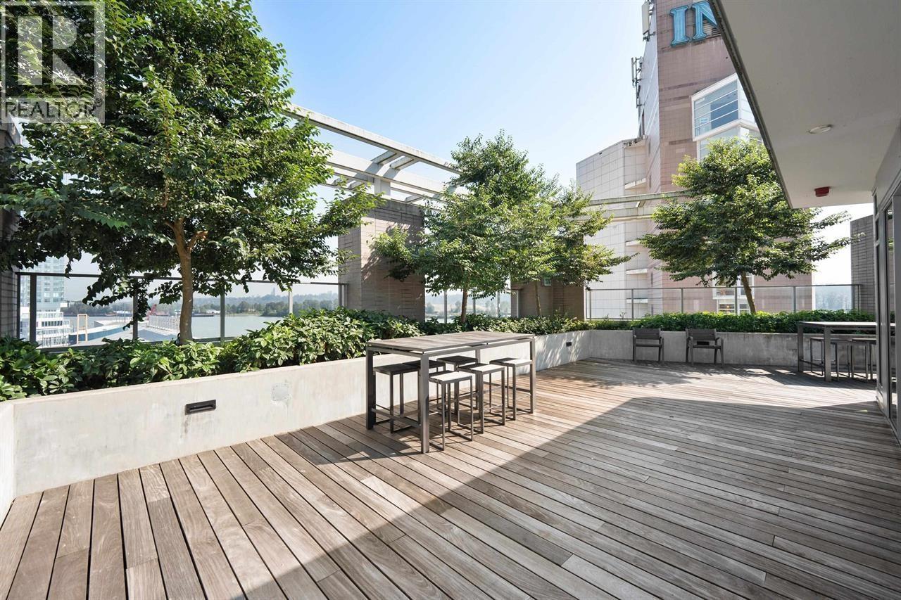 2305 908 Quayside Drive, New Westminster, British Columbia  V3M 0L4 - Photo 11 - R3103792