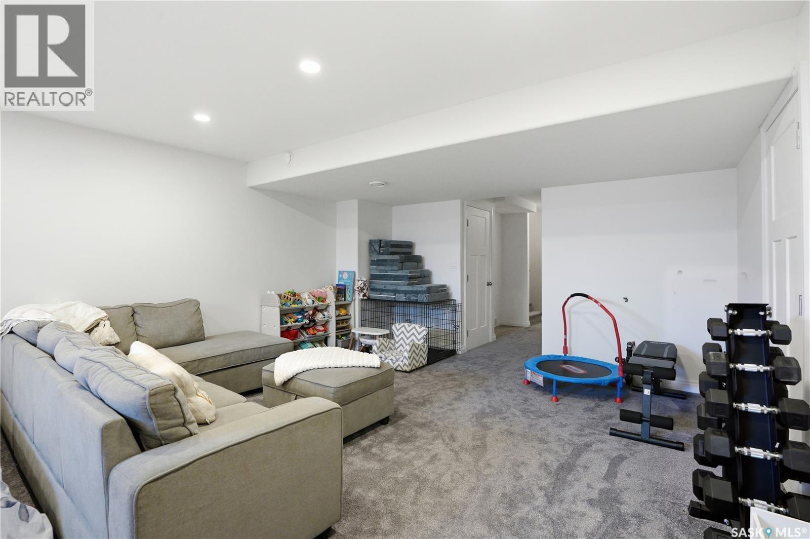 259 Henick Crescent, Saskatoon, Saskatchewan  S7R 0J5 - Photo 32 - SK033133