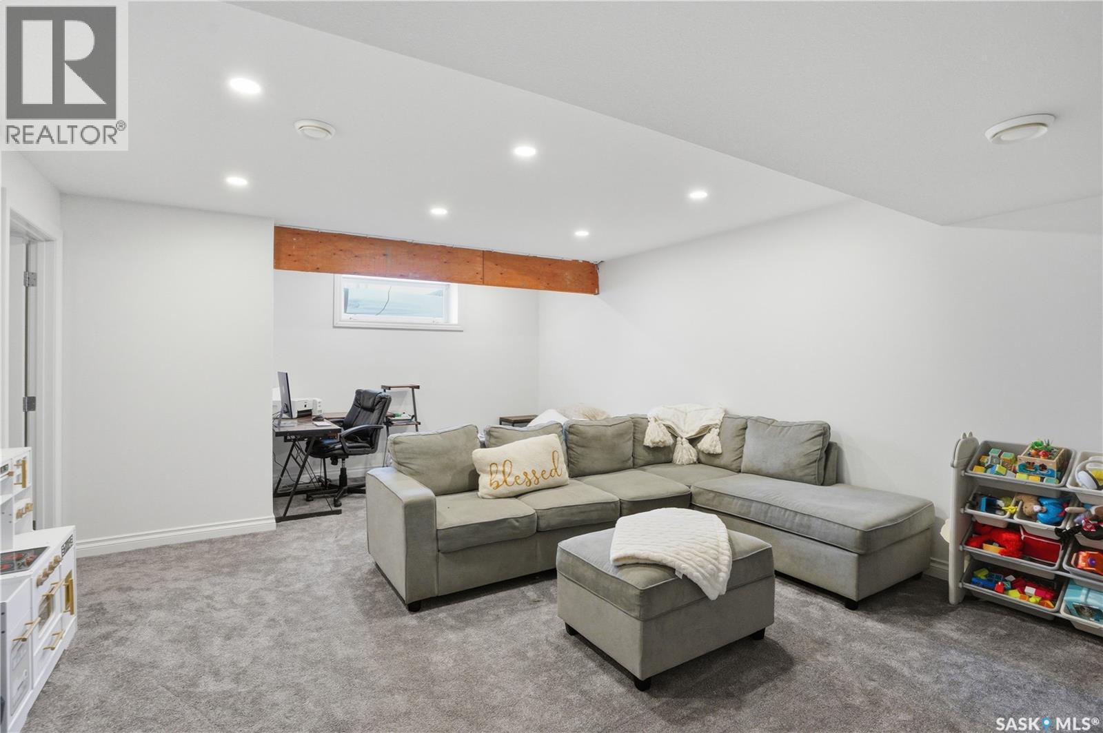 259 Henick Crescent, Saskatoon, Saskatchewan  S7R 0J5 - Photo 33 - SK033133