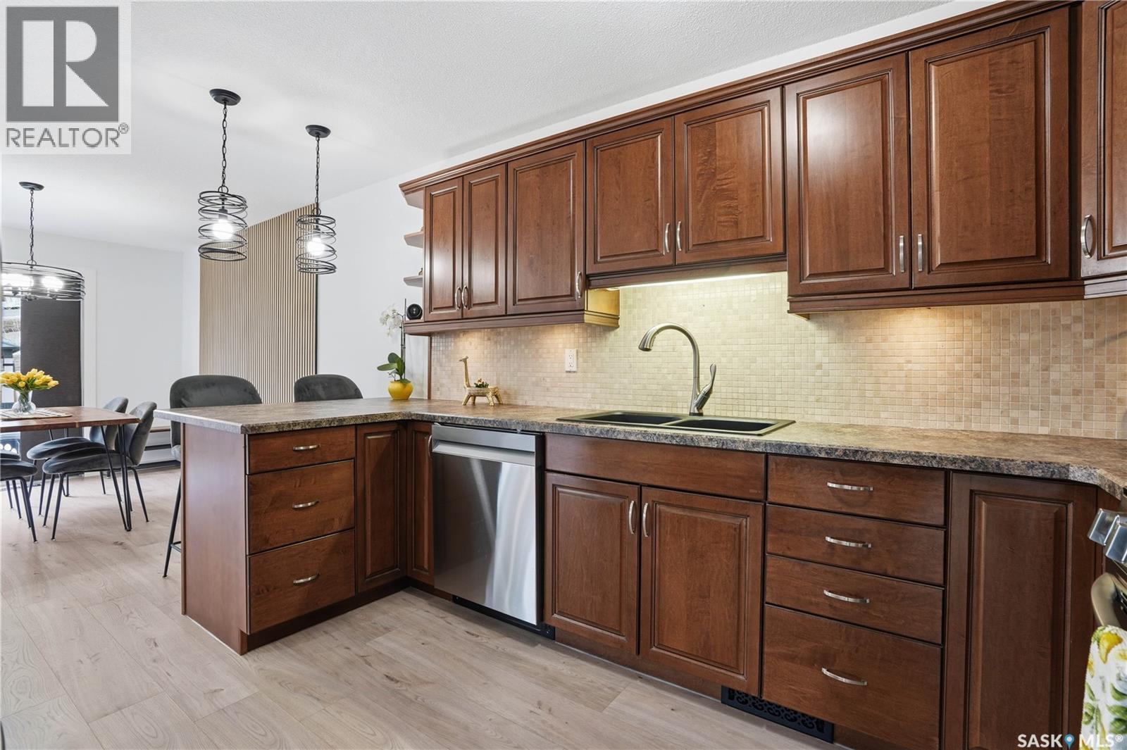 6915 Whelan Drive, Regina, Saskatchewan  S4X 3W2 - Photo 11 - SK033040