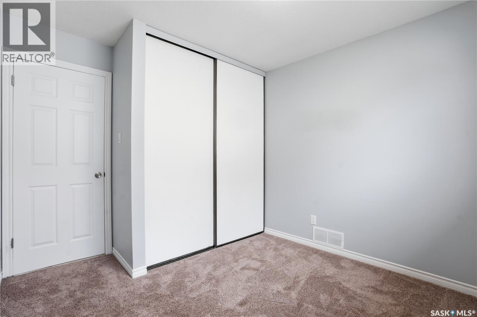 6915 Whelan Drive, Regina, Saskatchewan  S4X 3W2 - Photo 24 - SK033040