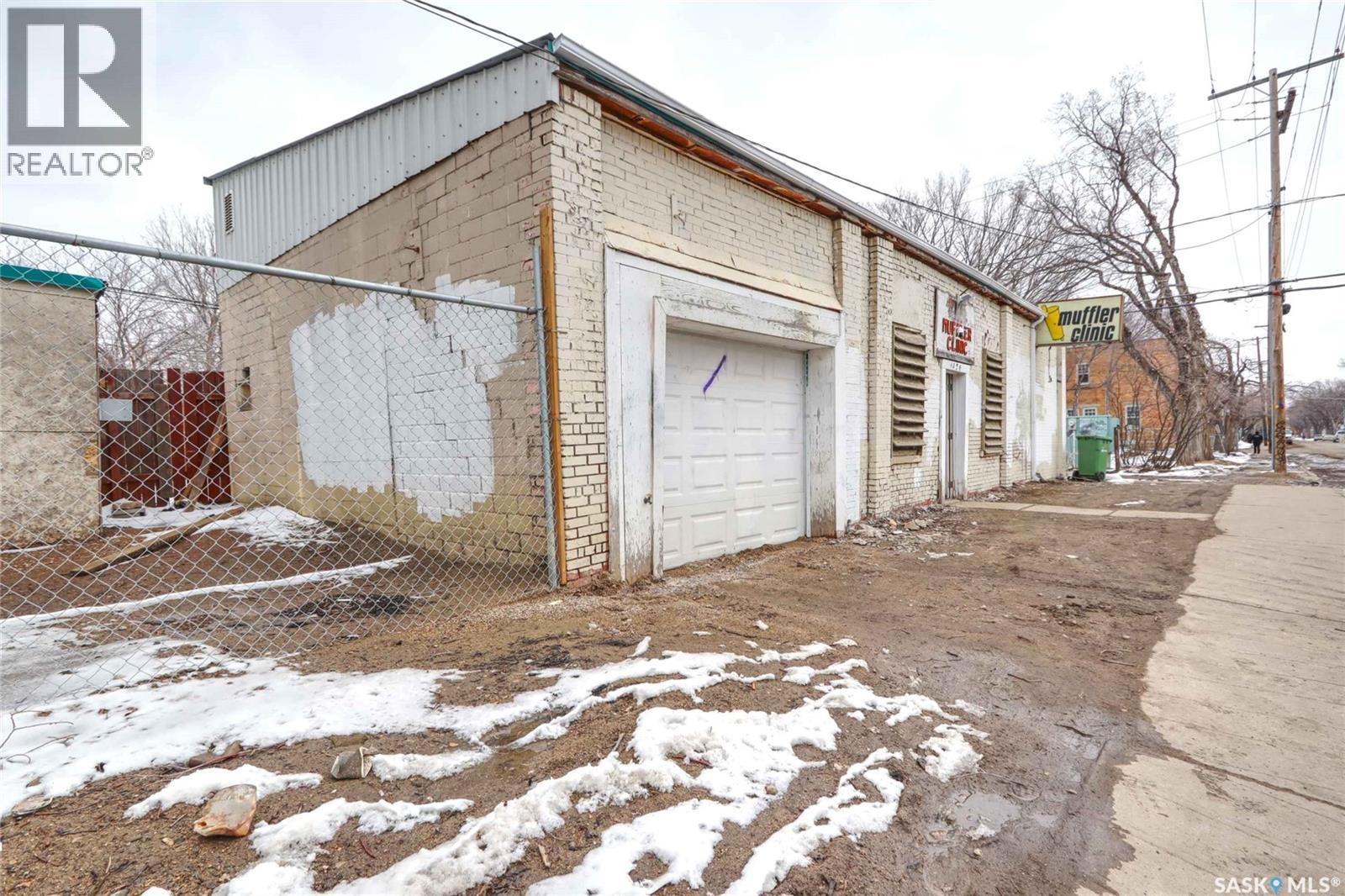 1879 St John Street, Regina, Saskatchewan  S4P 1S2 - Photo 18 - SK033020