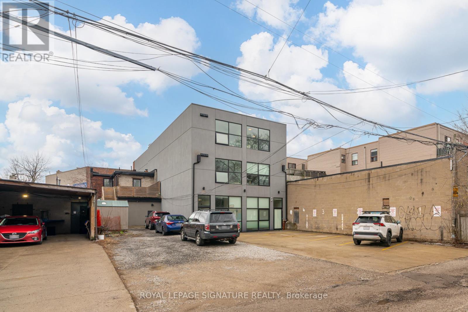 3016 Dundas Street W, Toronto, Ontario  M6P 1Z3 - Photo 8 - W13008062