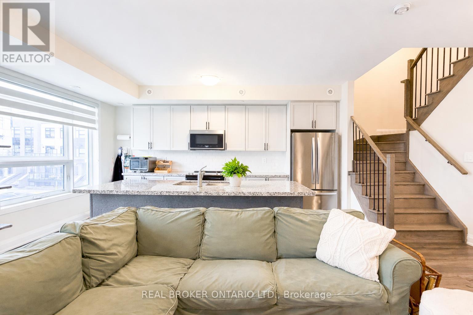 110 - 1593 Rose Way, Milton, Ontario  L9E 0J2 - Photo 7 - W13008068